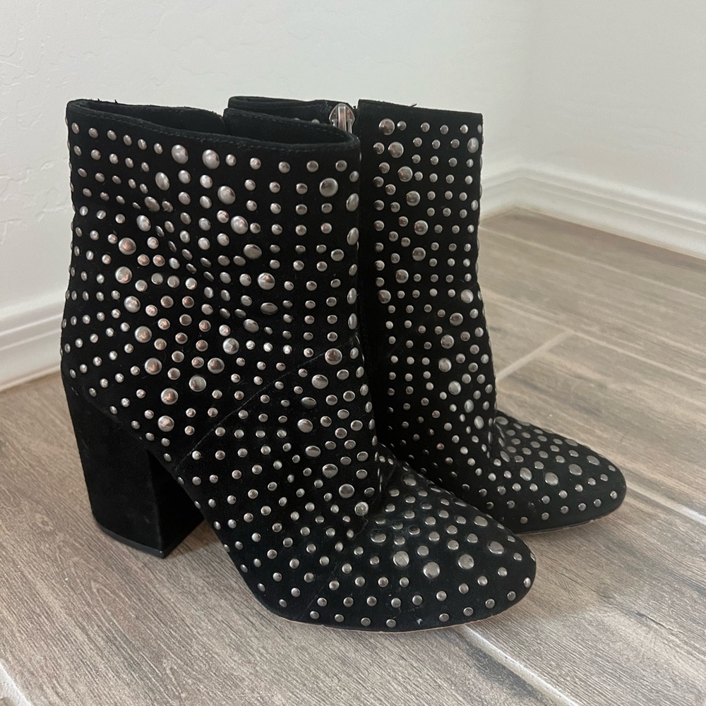 Vince Camuto black Drista studded suede boots size 6